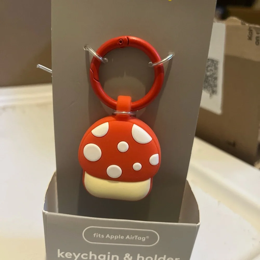 Red Mushroom Apple AirTag Keychain - heyday™